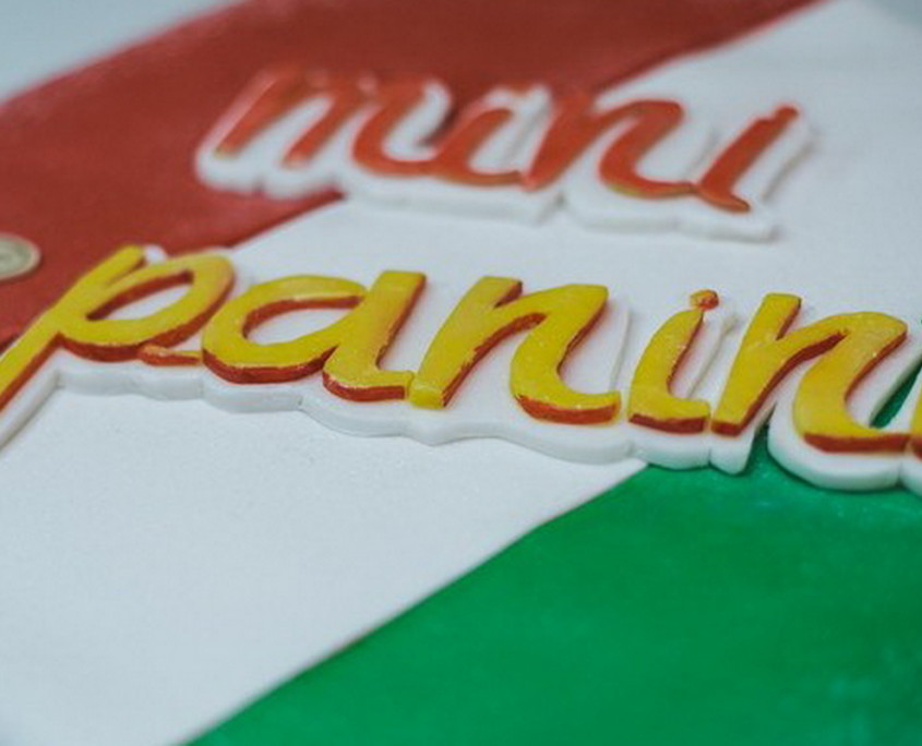 Mini_Panini-open_09